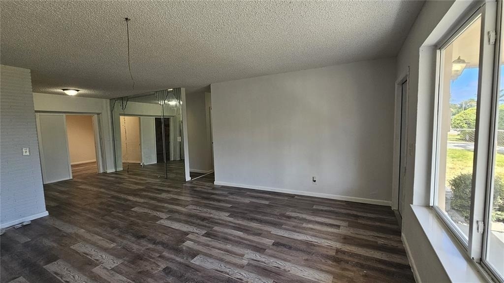 2771 Sw 3rd Street - Photo 6