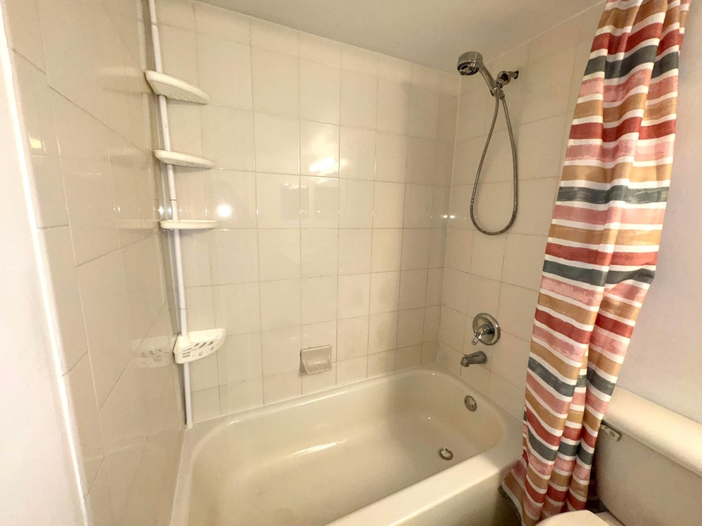 701 N Pine Island Road - Photo 5