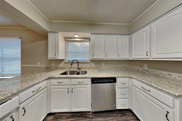 7609 Kimberly Court - Photo 6