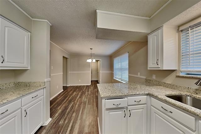 7609 Kimberly Court - Photo 7