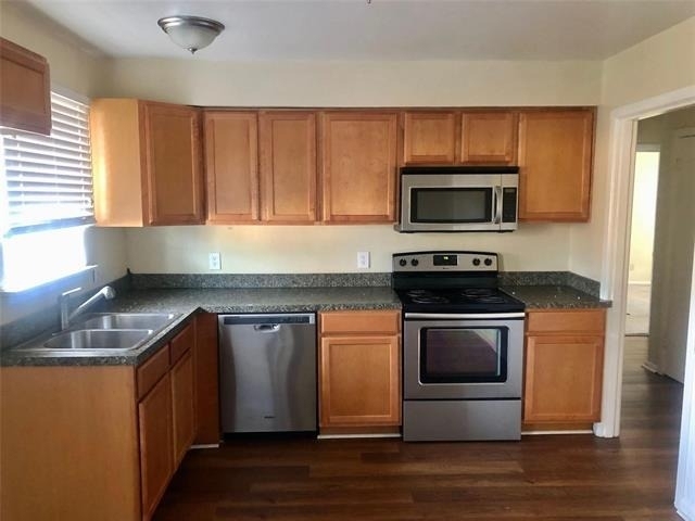 2709 Highwood Drive - Photo 3