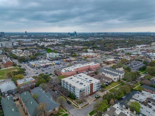 4107 Bowser Avenue - Photo 11