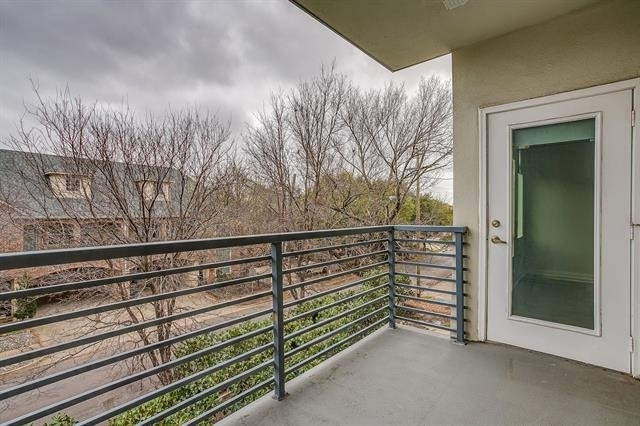4107 Bowser Avenue - Photo 30