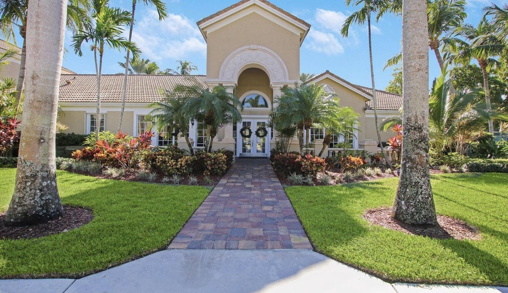 266 Village Boulevard - Photo 2