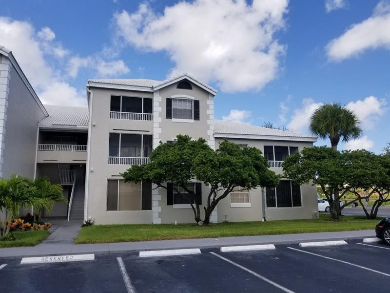 2861 N Oakland Forest Drive - Photo 1