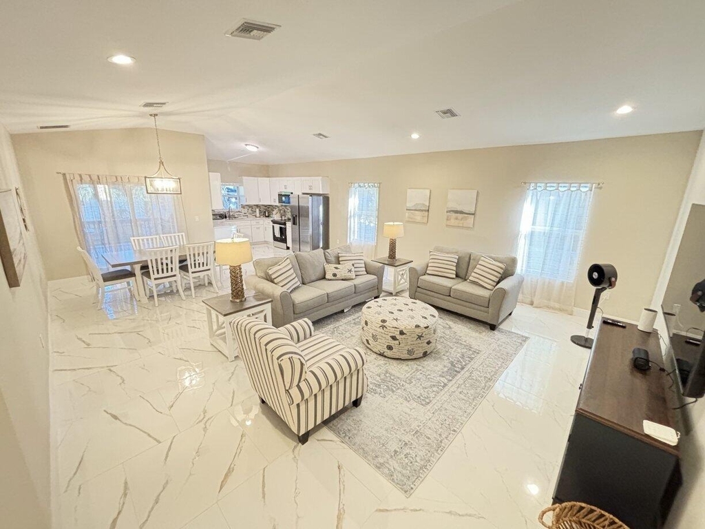 1330 28th Avenue - Photo 2