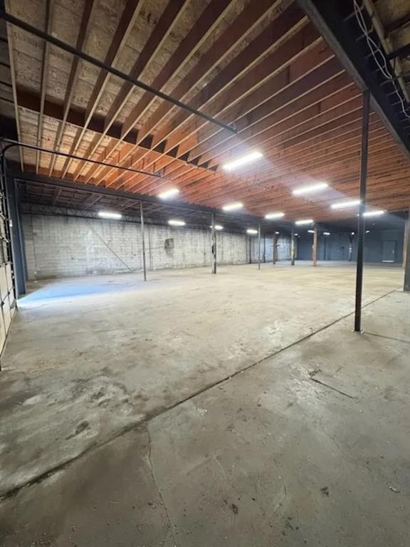 2019 Exchange Avenue - Photo 2