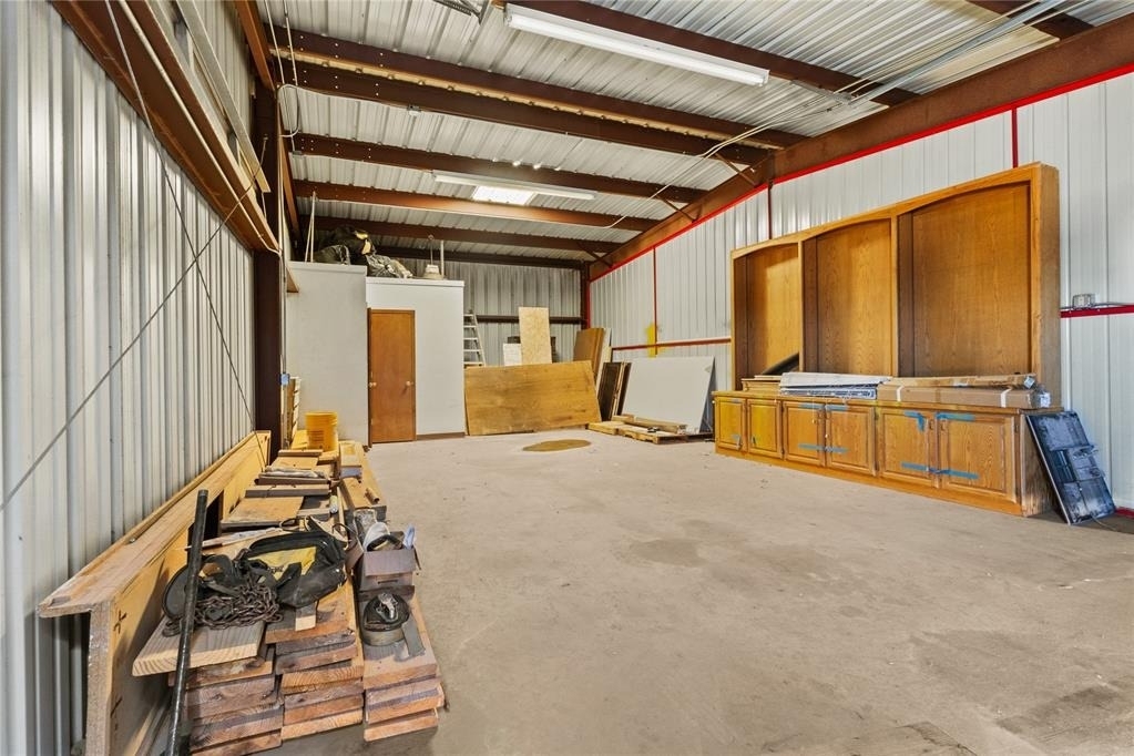 1101 E Loomis Road - Photo 33