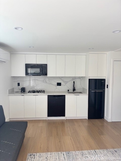 7247 Capistrano - Photo 2