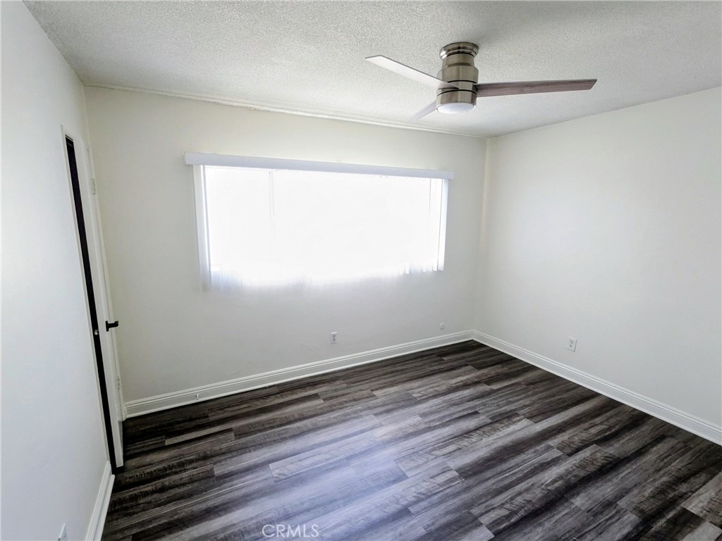 2758 Orange Avenue - Photo 7