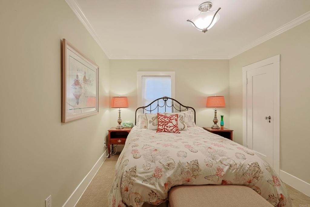 1027 Encino - Photo 33