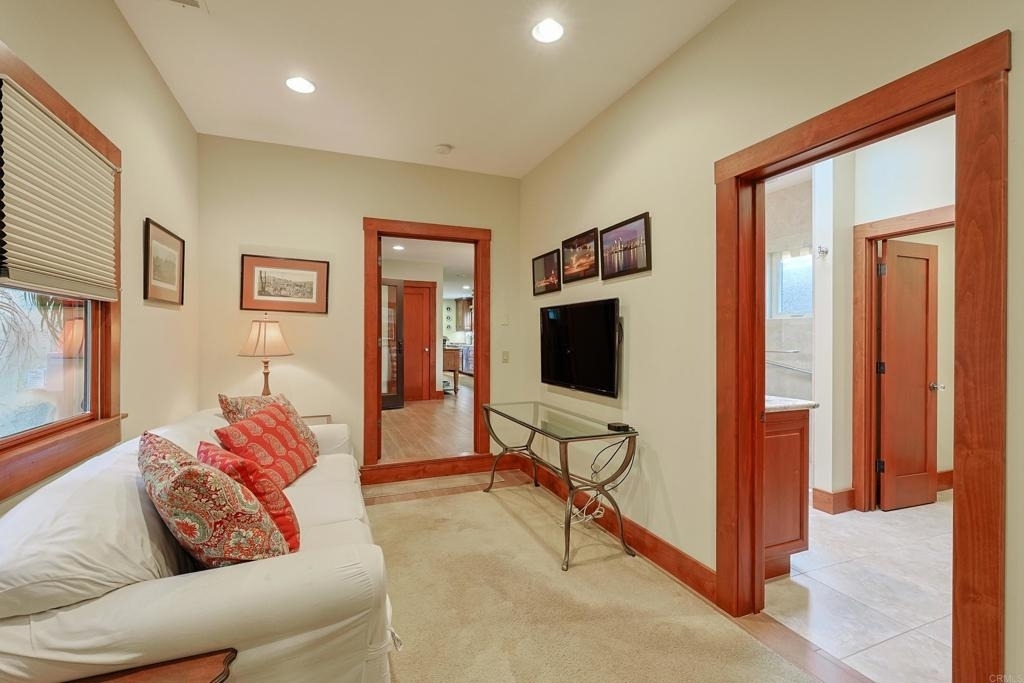 1027 Encino - Photo 25