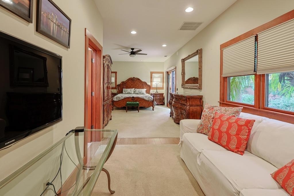 1027 Encino - Photo 19