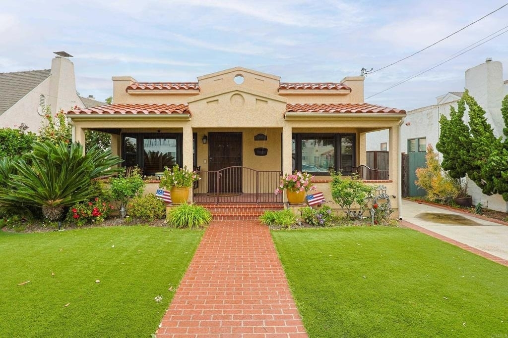1027 Encino - Photo 58