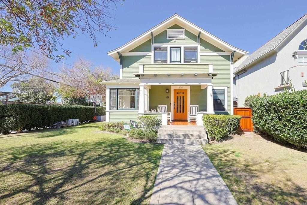 576 E - Photo 0