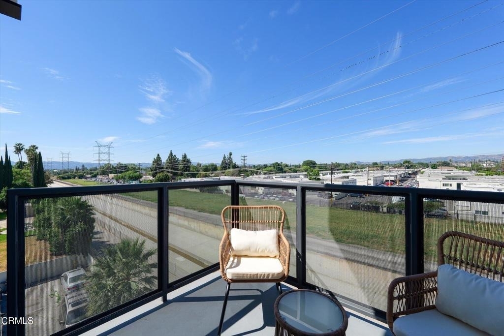 18900 Parthenia Street - Photo 15