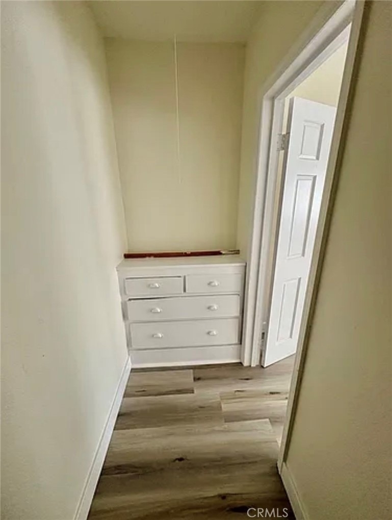 549 E 17th Street - Photo 4