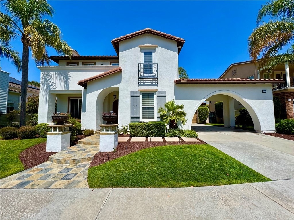 17 Pamela Way - Photo 1