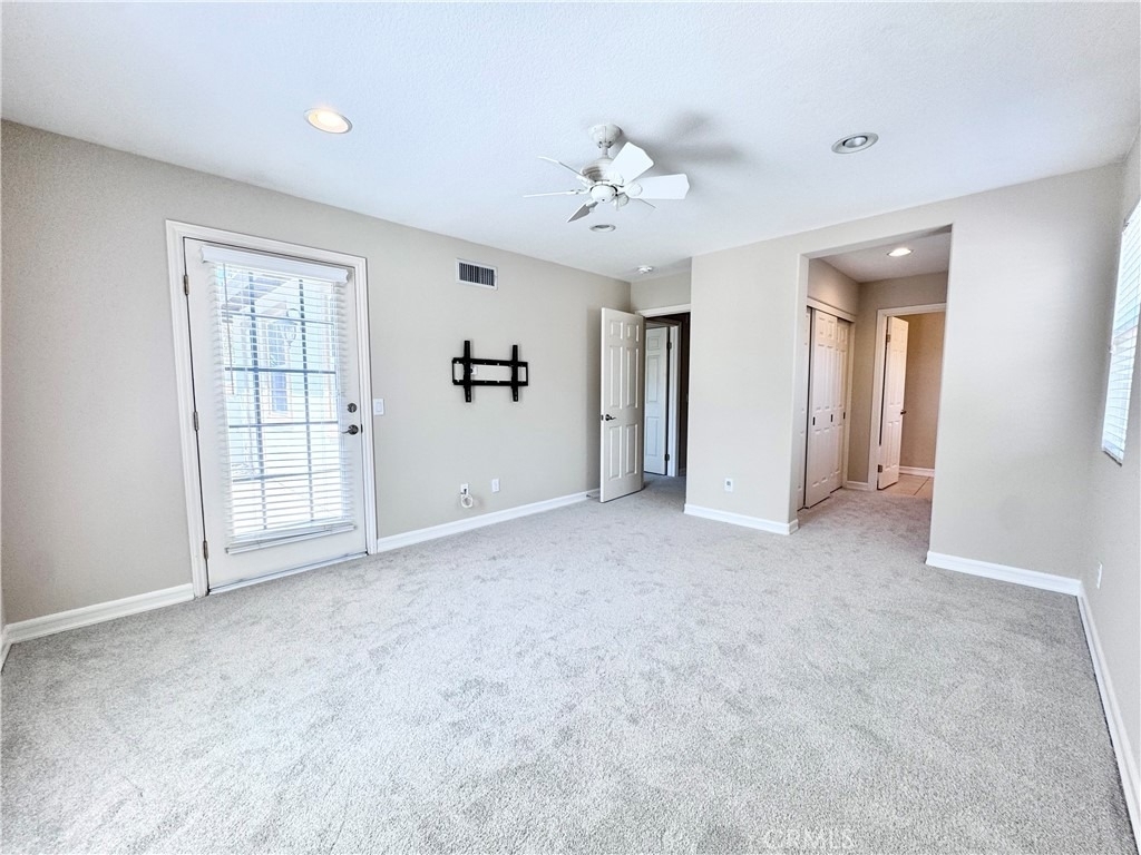 17 Pamela Way - Photo 19