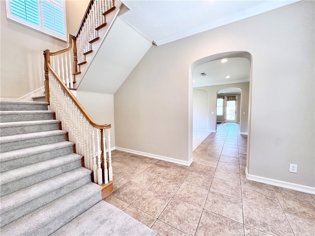 17 Pamela Way - Photo 12