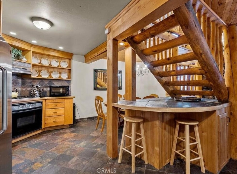 1140 Vine Avenue - Photo 10