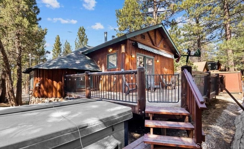 1140 Vine Avenue - Photo 2
