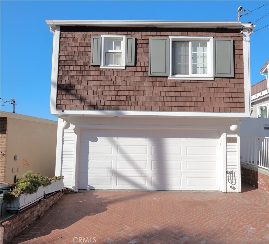 1061 Gaviota - Photo 1