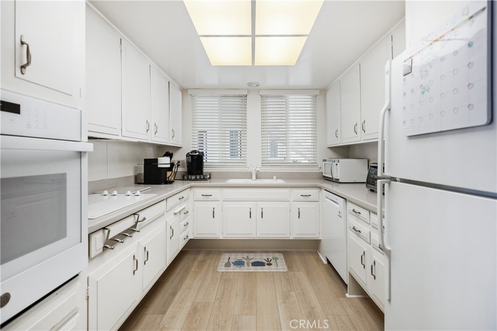 224 Avenida Majorca - Photo 9