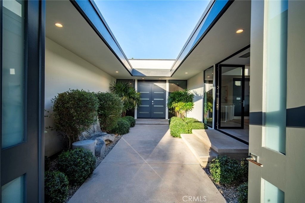 17 Monarch Bay - Photo 3