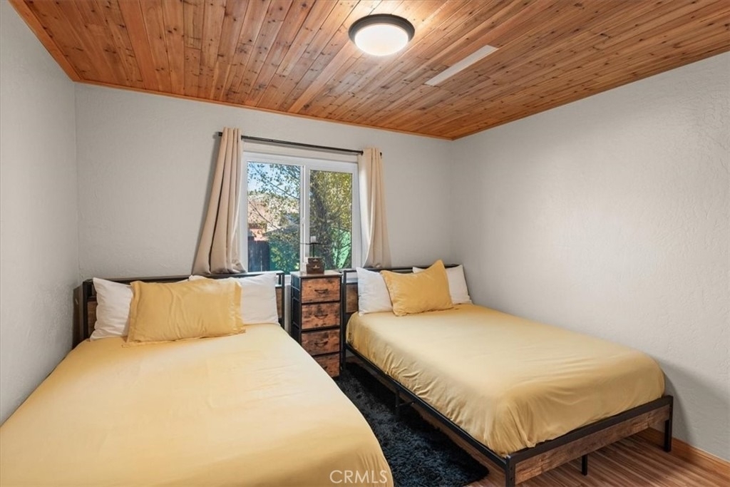 1025 E Country Club - Photo 16