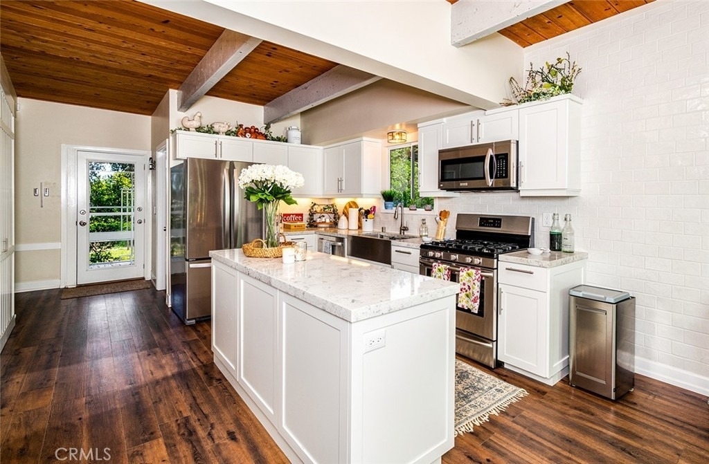 27313 Pinewood - Photo 8