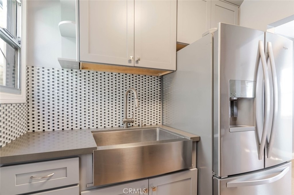 1051 Western Avenue - Photo 8