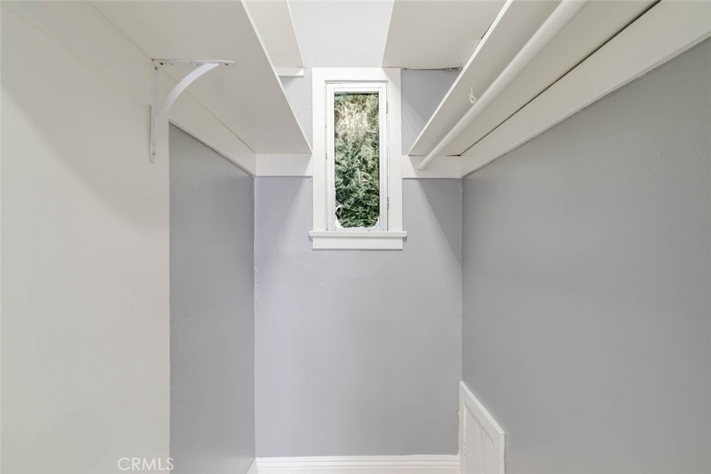 1049 Western Avenue - Photo 12
