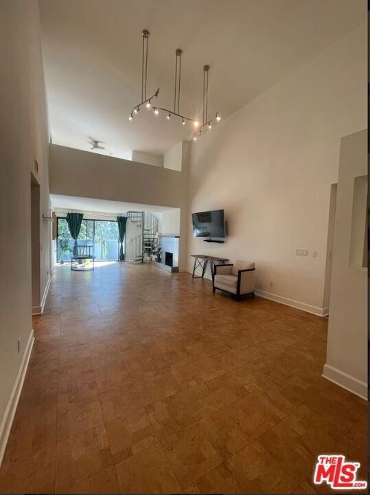 1940 N Highland Avenue - Photo 2