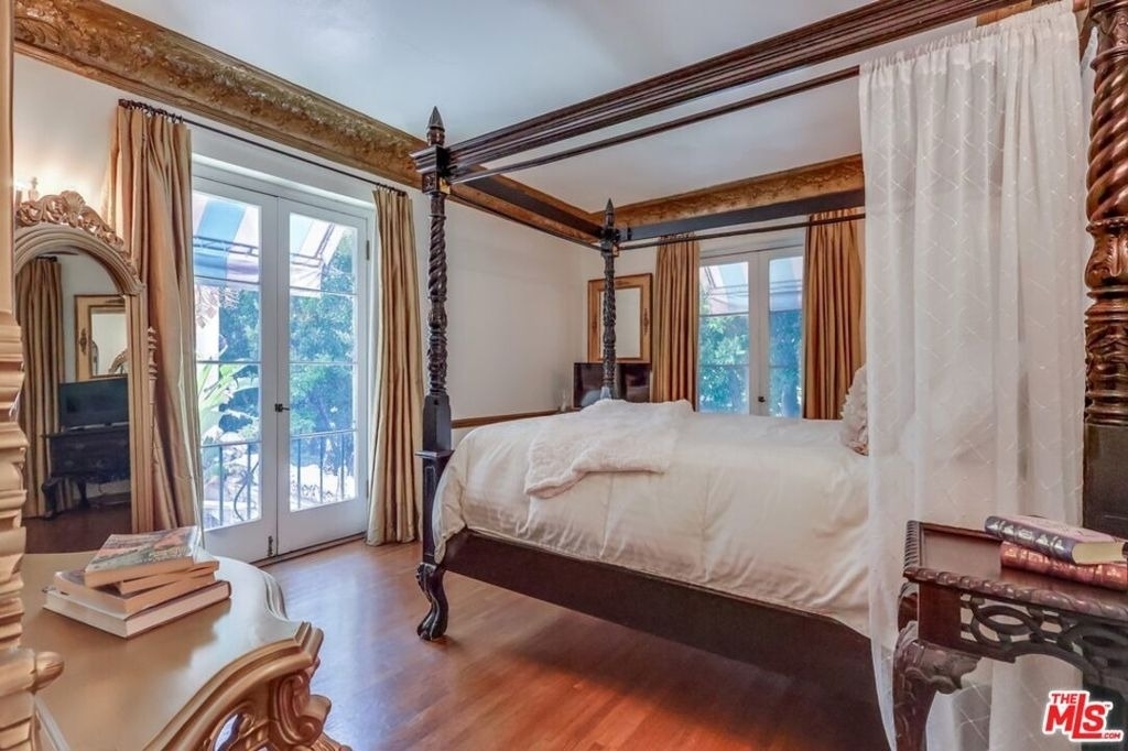 642 S Bronson Avenue - Photo 43