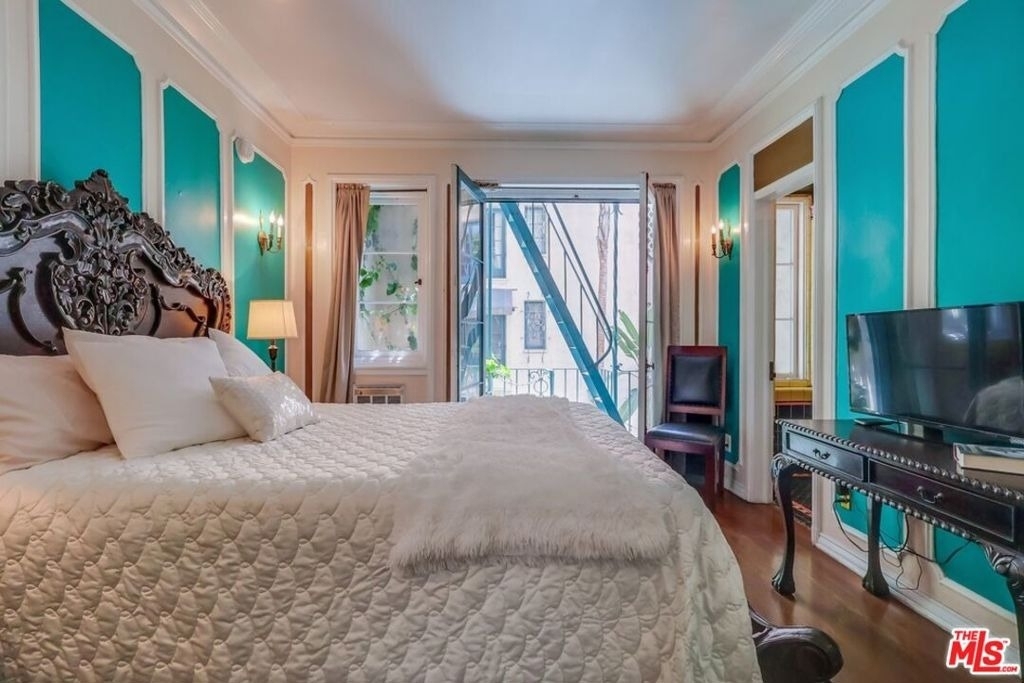 642 S Bronson Avenue - Photo 42