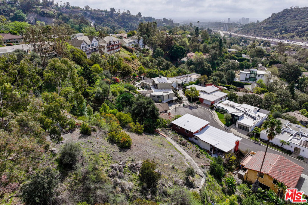 11807 Bel Terrace - Photo 33