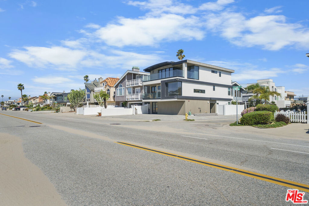 1500 Ocean Drive - Photo 1