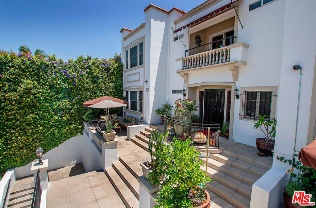 254 S Vendome - Photo 3