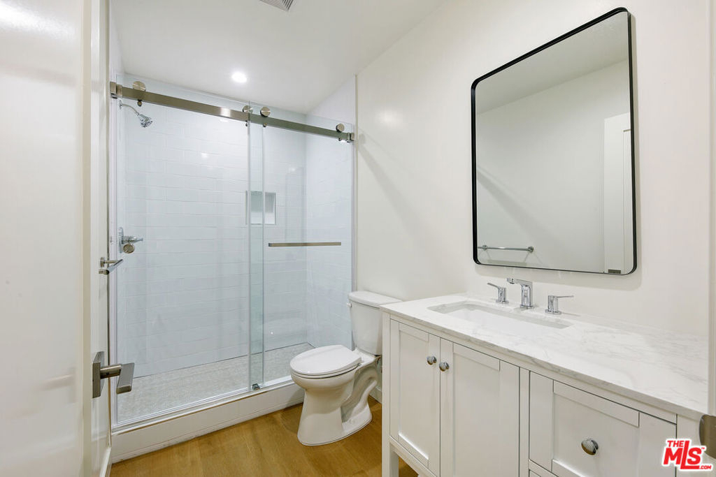 954 N San Vicente Boulevard - Photo 14