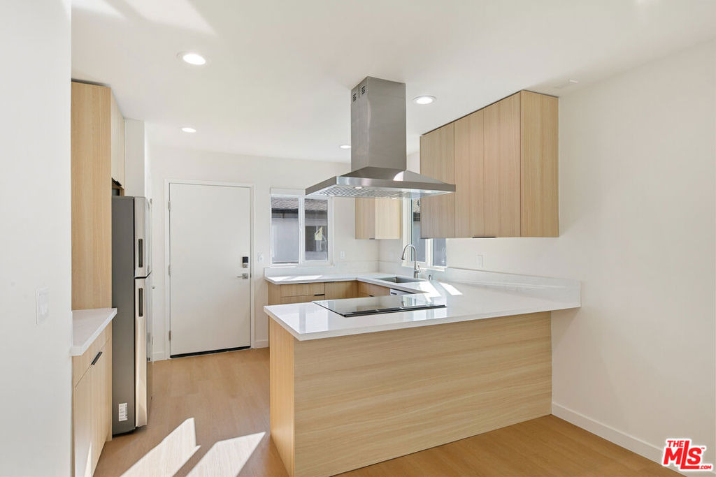 954 N San Vicente Boulevard - Photo 6
