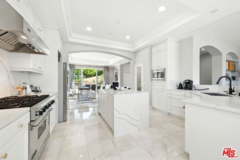 23971 De Ville Way - Photo 9