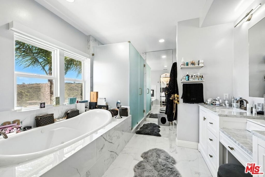 23971 De Ville Way - Photo 15