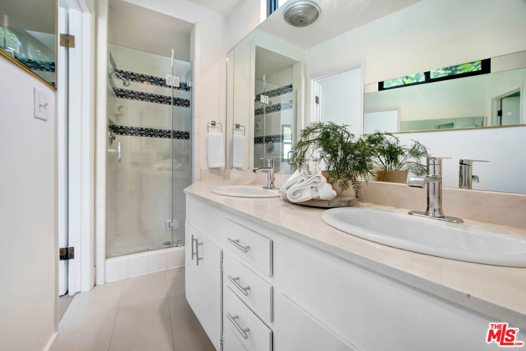 4166 Crisp Canyon Road - Photo 40