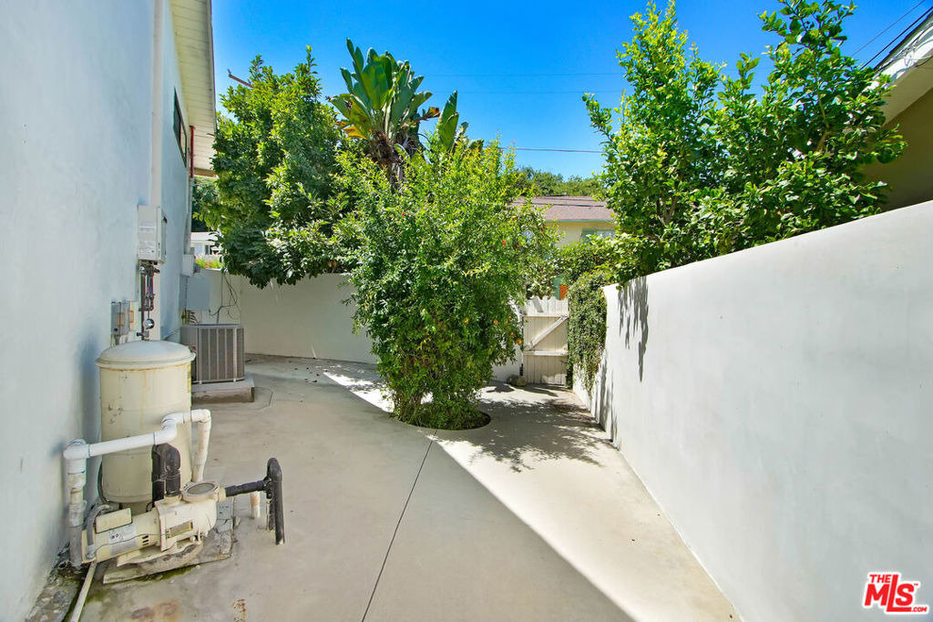 4166 Crisp Canyon Road - Photo 45