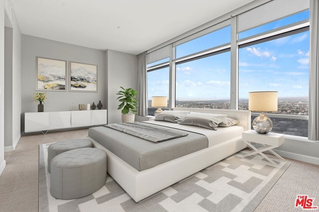 900 W Olympic Boulevard - Photo 11