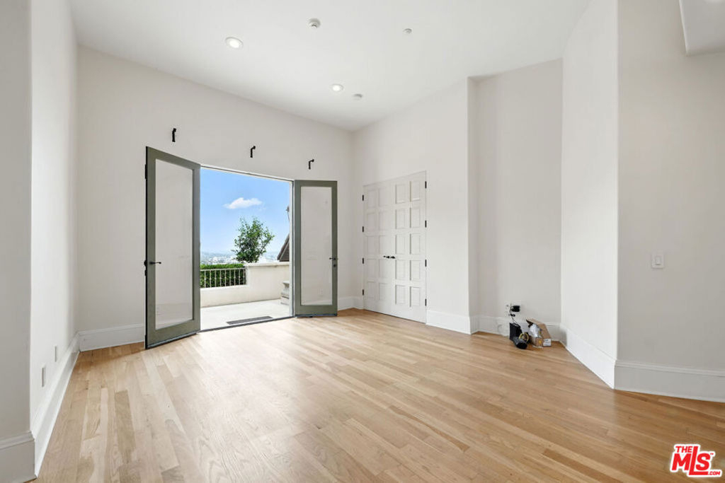 1675 Woods Drive - Photo 39