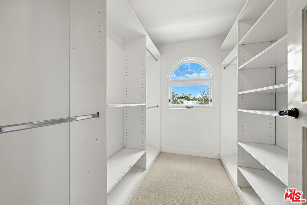 1675 Woods Drive - Photo 50