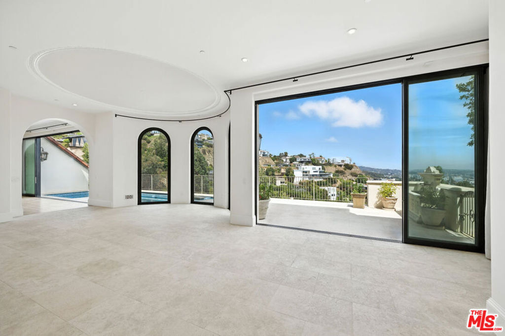 1675 Woods Drive - Photo 26
