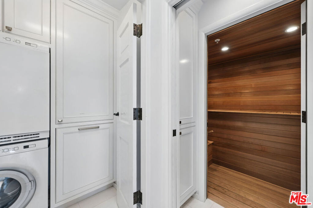 1675 Woods Drive - Photo 38